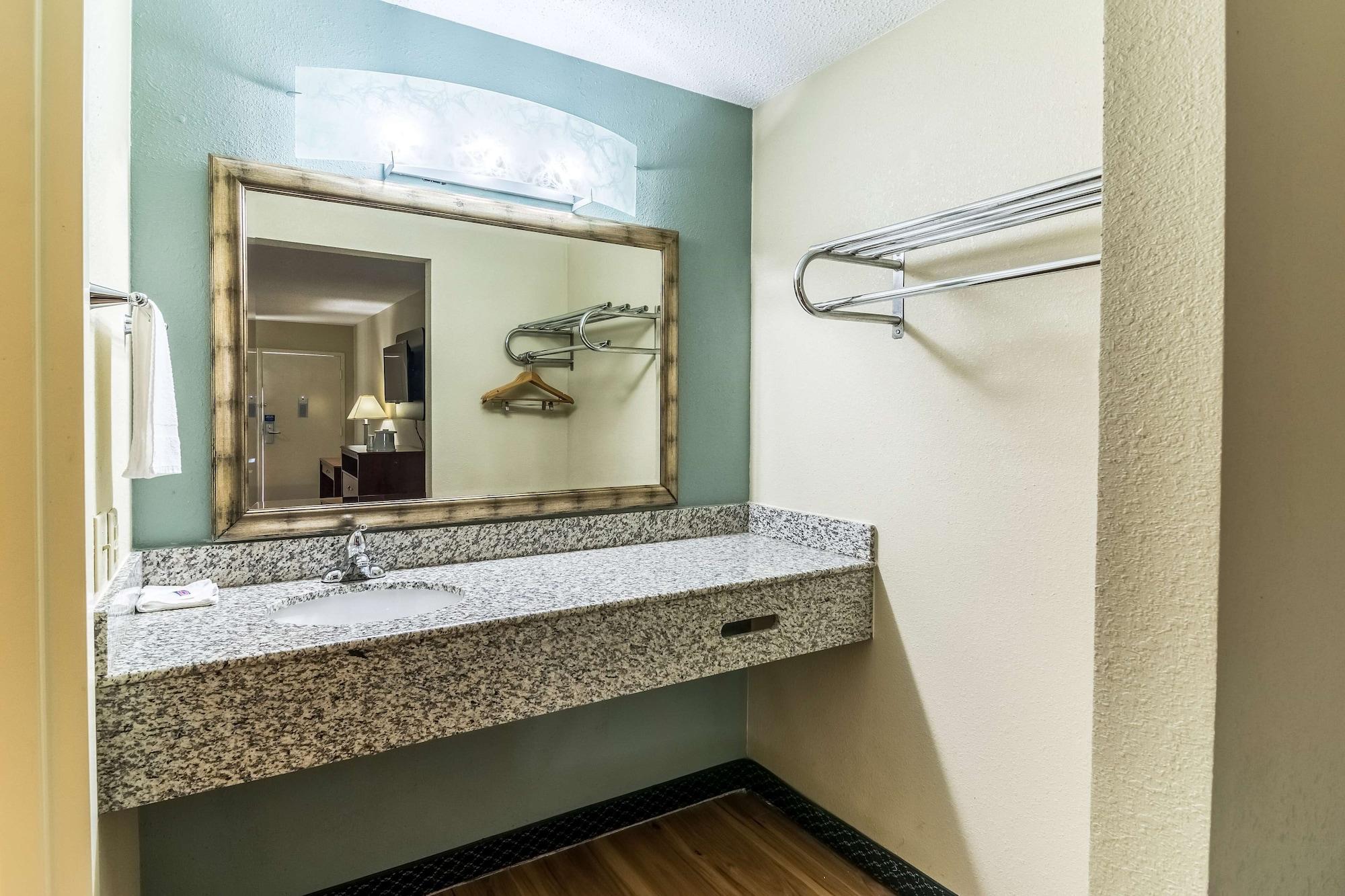 Motel 6-Kenly, Nc מראה חיצוני תמונה