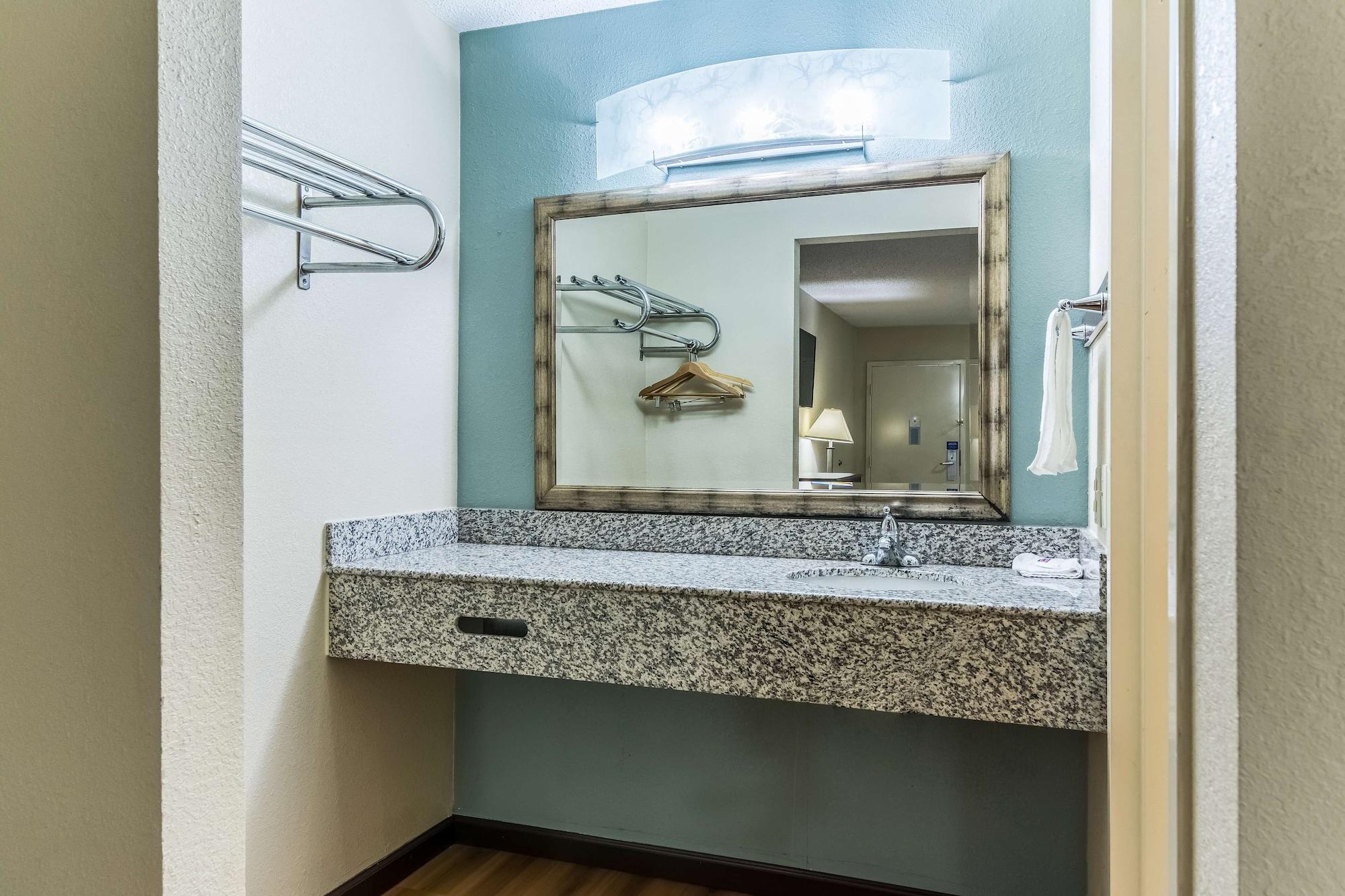 Motel 6-Kenly, Nc מראה חיצוני תמונה