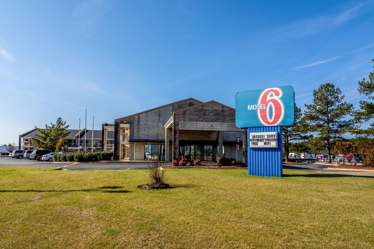 Motel 6-Kenly, Nc מראה חיצוני תמונה