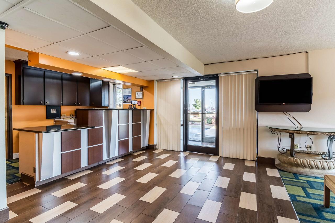 Motel 6-Kenly, Nc מראה חיצוני תמונה