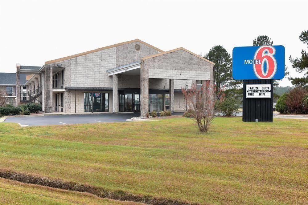 Motel 6-Kenly, Nc מראה חיצוני תמונה