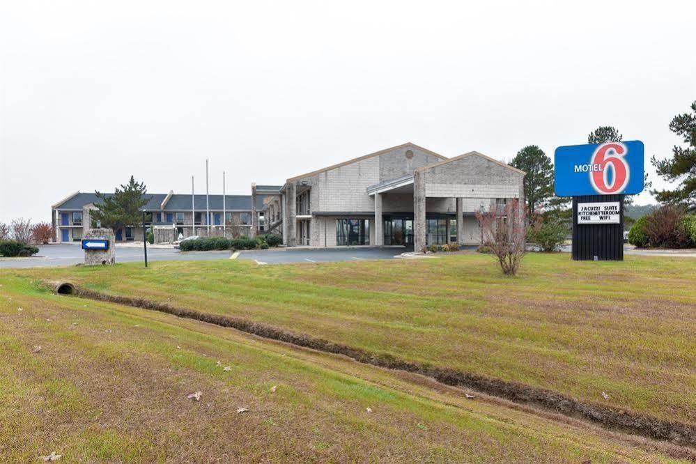 Motel 6-Kenly, Nc מראה חיצוני תמונה