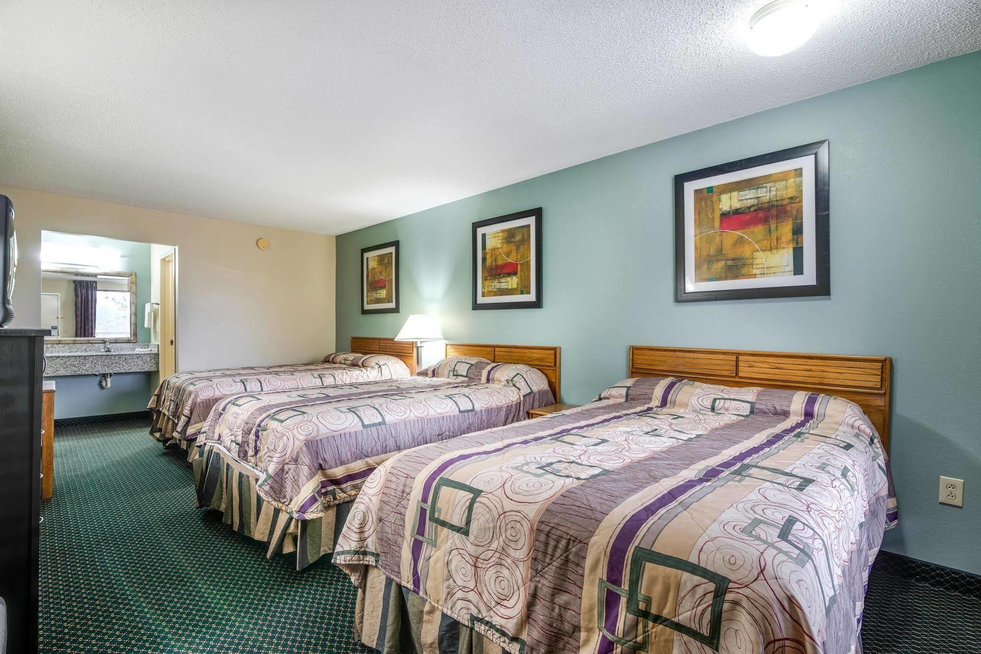 Motel 6-Kenly, Nc מראה חיצוני תמונה